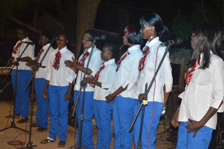 Musique :  » Les Sirènes du Faso », nouvel orchestre 100% féminin présenté par la Fédération du Cartel Théâtre Éclair