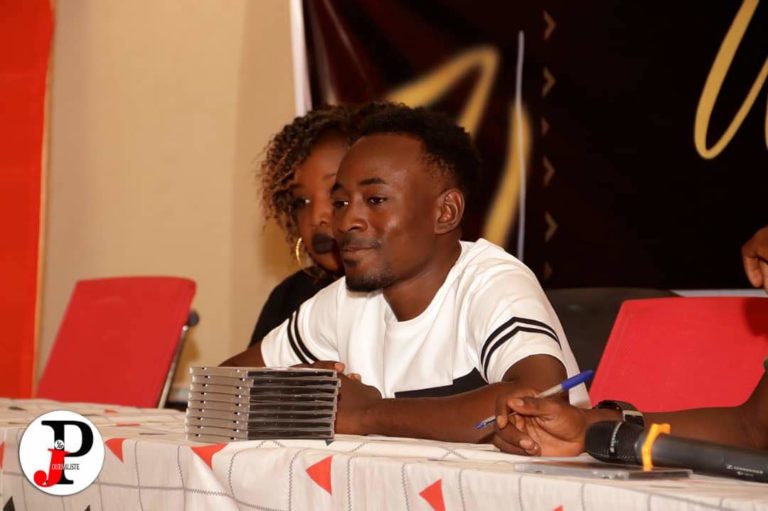 Dédicace d’album : Westy King fait son entrée avec «  Kunt Aleroy ».
