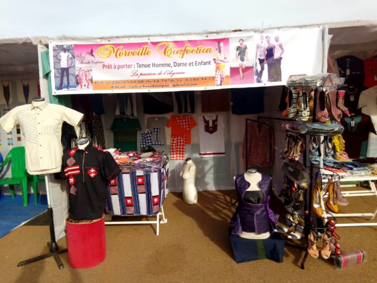 SIPAO : Les merveilles des créateurs de mode d’Afrique encore exposées à Ouagadougou.