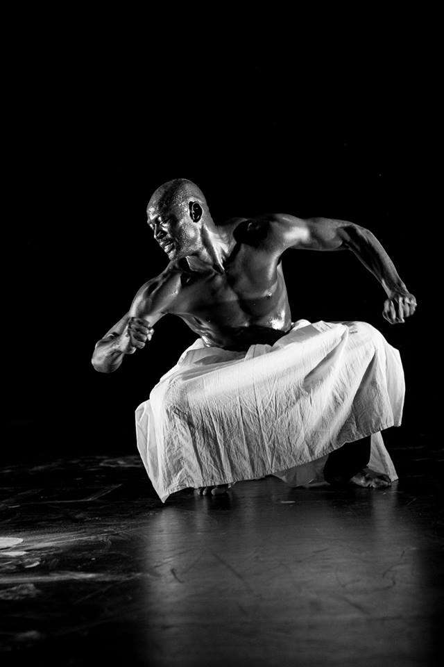 Danse contemporaine africaine : « SEN KƆRƆ LA » ou le rite des initiés de Lacina Coulibaly.