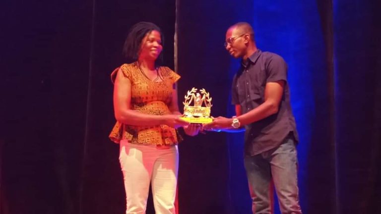 HUMOUR: Entretien avec la meilleur artiste humoriste Ouistiti d’or 2018 l’une des rares femmes burkinabé à évoluer dans le domaine de l’humour.