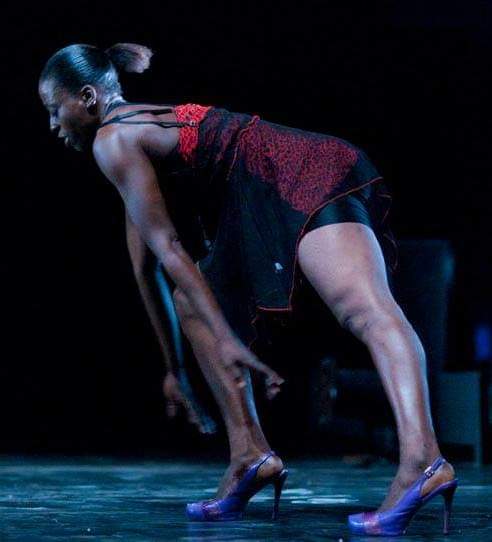 FIDO 2019  : Aicha Kaboré coule « des larmes de la veuve » dans ses mouvements.