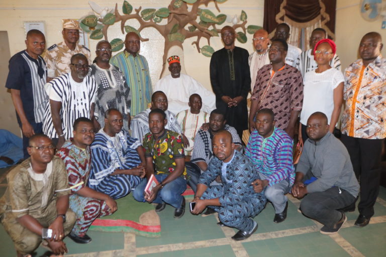 FESPACO 2019: Le comité d’organisation du FESPACO chez sa majesté.