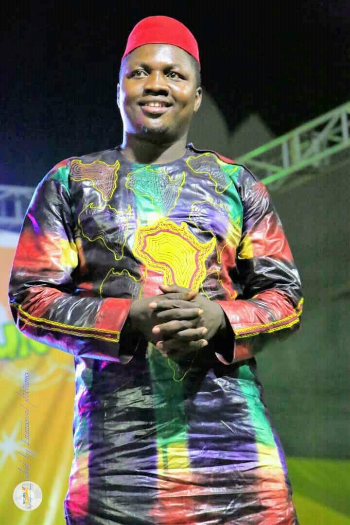 CONCERT: Djeli Karim a mis le feu au théâtre de l’amitié de Bobo.