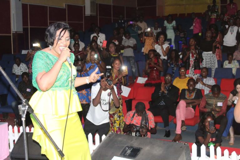 L’éternel sera célébré chaque année à la fête pascale, foi de Rose Sabine.