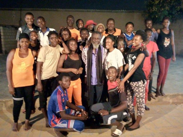 Formation en technique théâtrale :  24 jeunes acteurs outillés en interprétation de personnage.