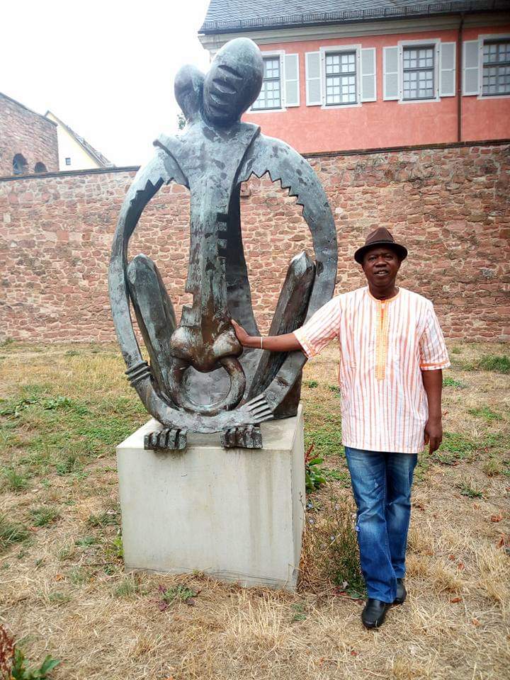 Jean Luc Bambara : La femme au cœur de ses sculptures.
