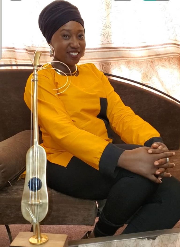 ENTRETIEN: La Slamazone nous parle de son Kundé.