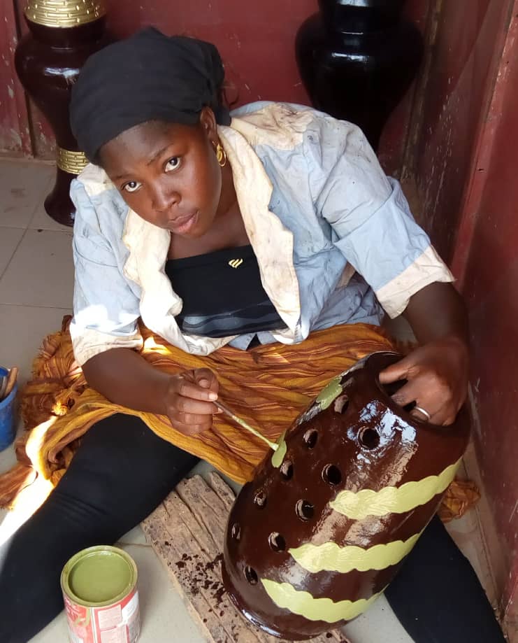 Noelie W. Ouédraogo : De la comédie à la vente de pots.