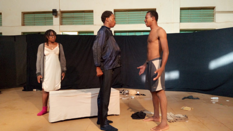 THEÂTRE: Mon ami n’aime pas la pluie »: Pièce de théâtre diffusée lors de la Saison 2019 du Cartel.