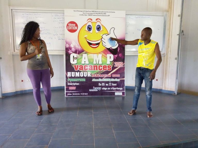 HUMOUR: Fin de formation de Camp vacances humour pour les futurs humoristes.