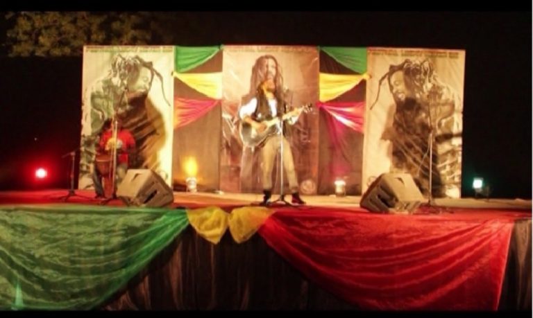 Festival « Lucky Never die » 2019 :  Une soirée sobre à l’honneur de la star sud-africaine.