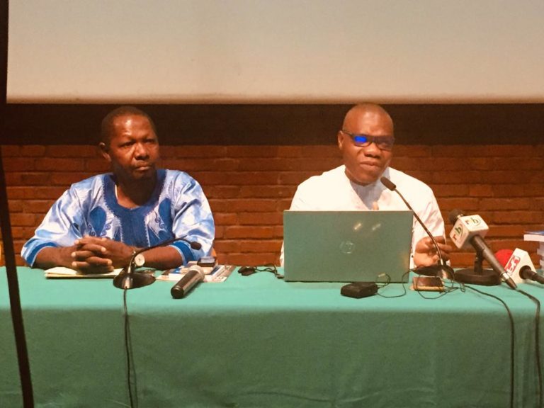 Archiviste Efficace en Afrique : 10 clés de succès, une œuvre pour améliorer le travail des archivistes