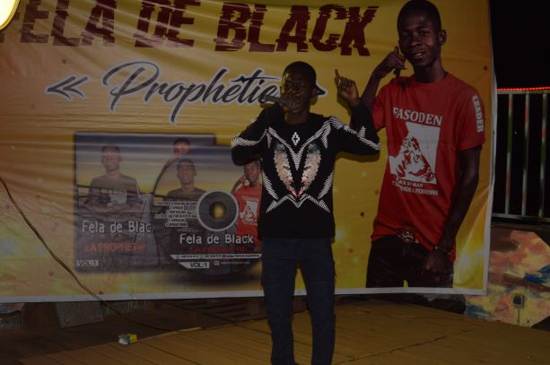 DEDICACE : Fela de Black présente son premier album « Prophétie »