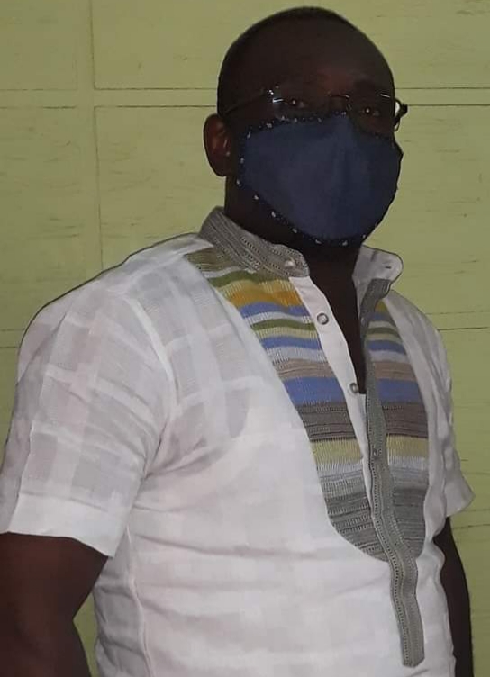 Lutte Contre Le Covid-19: «On note un ralentissement de nos activités parce que les clients se font rares» dixit le styliste modéliste Zakaria Belem.