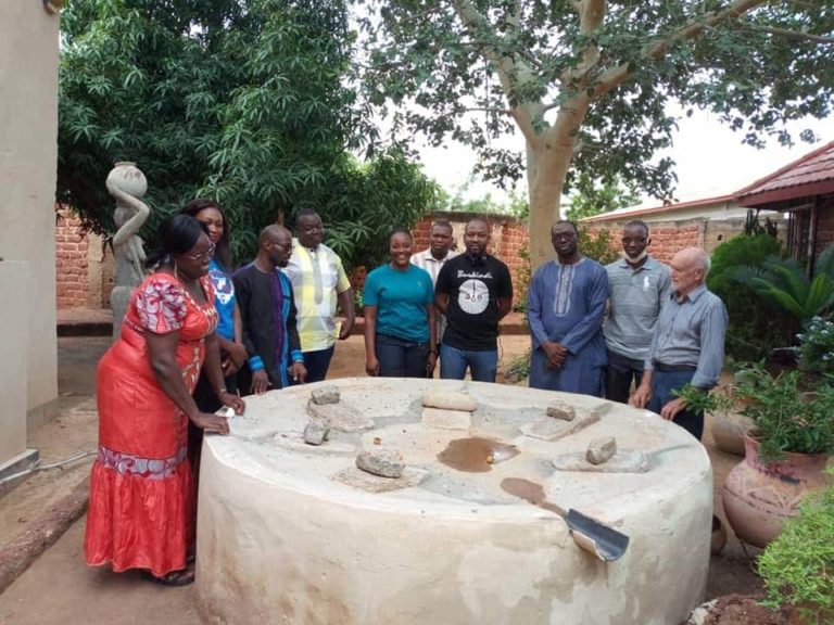 Le Musée Rayimi de Koudougou visité par le SG du MCAT et ses collaborateurs