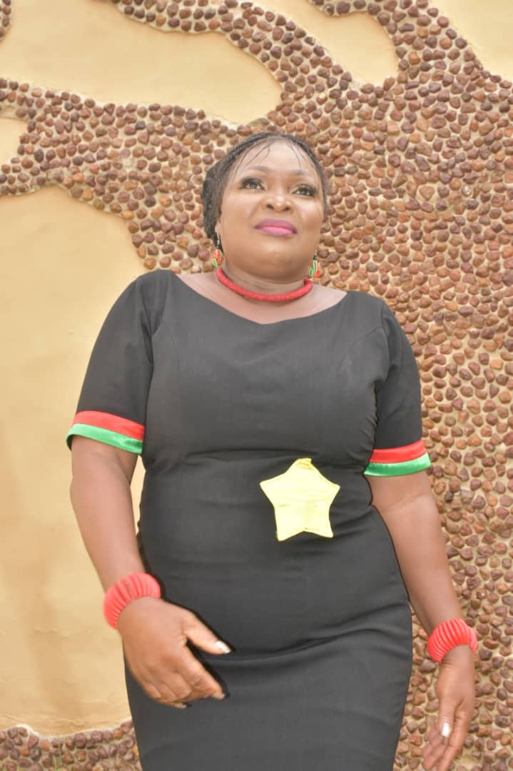 MUSIQUE: A la rencontre d&rsquo;une doyenne de la musique burkinabè, IDAK BASSAVE