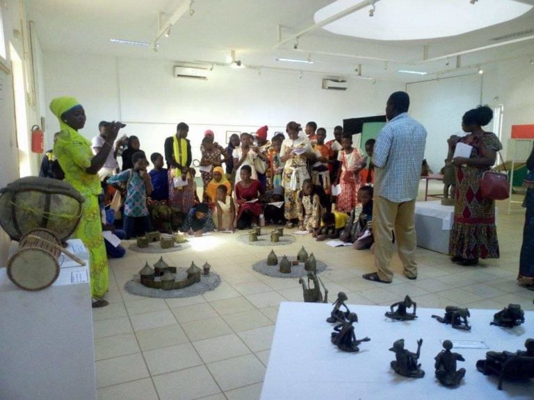 MUSÉE NATIONAL: Le rôle incontournable du guide animateur dans la médiation
