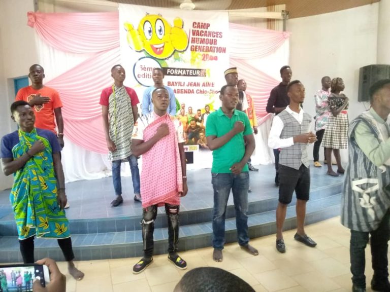 HUMOUR: Fin de formation pour 20 apprenants au camp vacances humour 2020