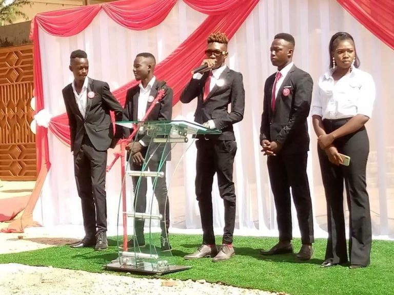 Communication digitale: HUGUO BOSS fait officiellement le pas avec BSL Communication
