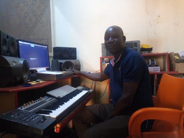 INTERVIEW: Zoom sur l’arrangeur Sam Étienne ZONGO