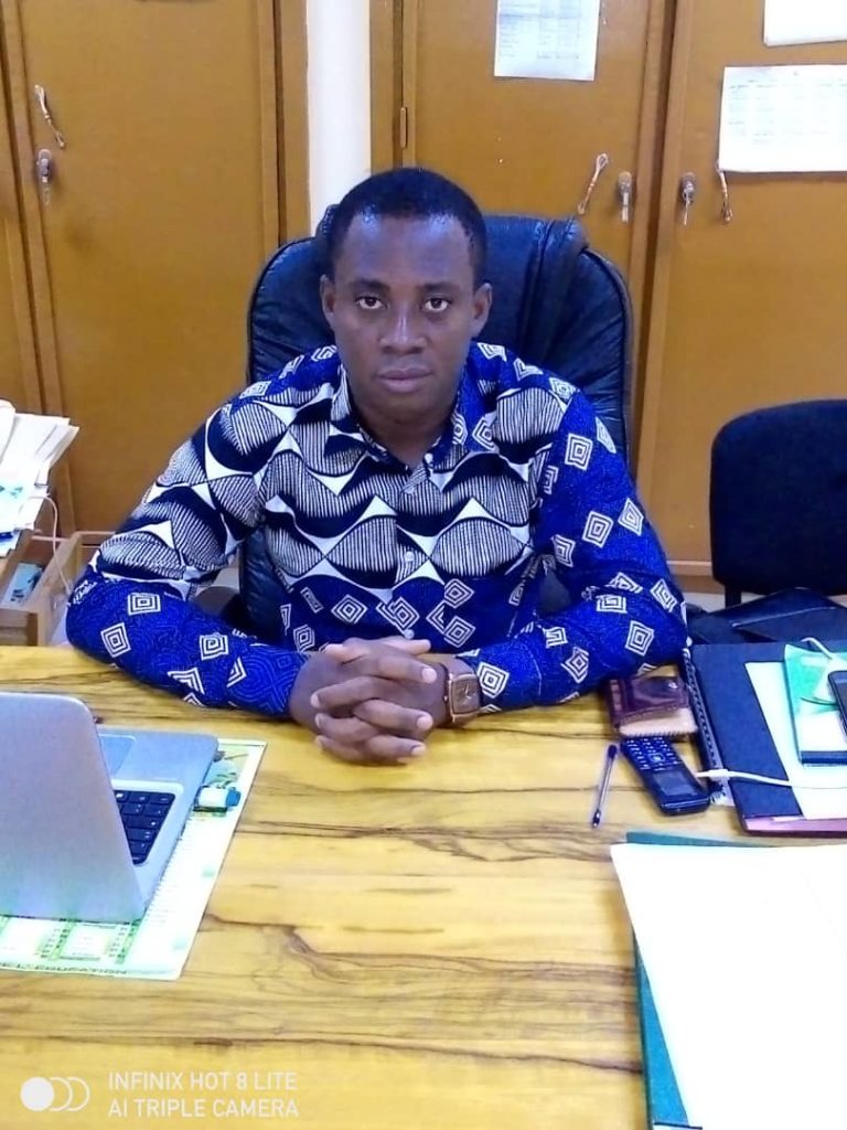 « Les visites des sites touristiques engendre des externalités économiques qui contribuent à l’économie régionale », Boukary MALGOUBRI, Directeur régional de la Culture, des Arts et du Tourisme des Cascades « Les visites des sites touristiques engendre des externalités économiques qui contribuent à l’économie régionale », Boukary MALGOUBRI, Directeur régional de la Culture, des Arts et du Tourisme des Cascades