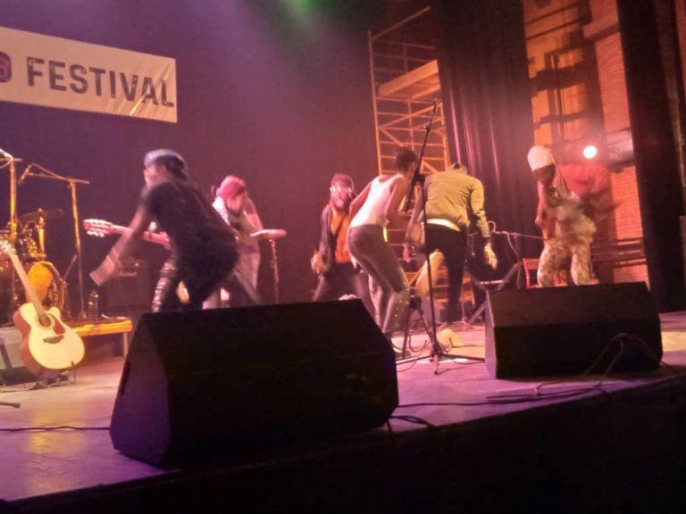 SOKO Festival acte 6 : la deuxième journée du plateau artistique a battu son plein