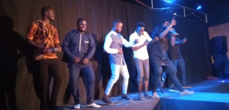 Préparatifs du 5è One man de Moussa Petit Sergent : le CAR a abrité un spectacle de soutien