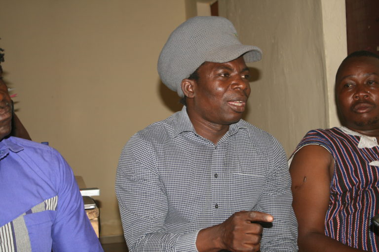 « les mesures barrières ne nous ont pas été favorables en termes d&rsquo;organisation d&rsquo;activités culturelles », Océan, chargé de communication de la CORA/BF