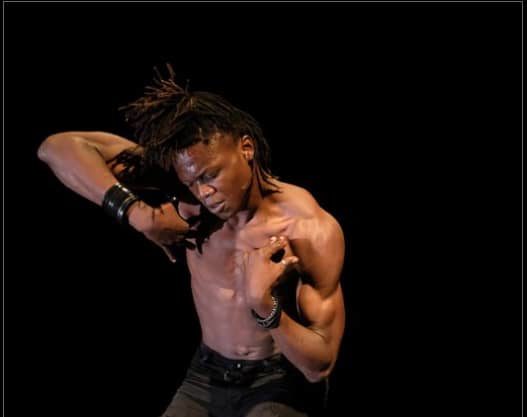« Chez moi, la danse a commencé depuis tout petit », Evariste Tassembèdo, danseur-interprète burkinabè