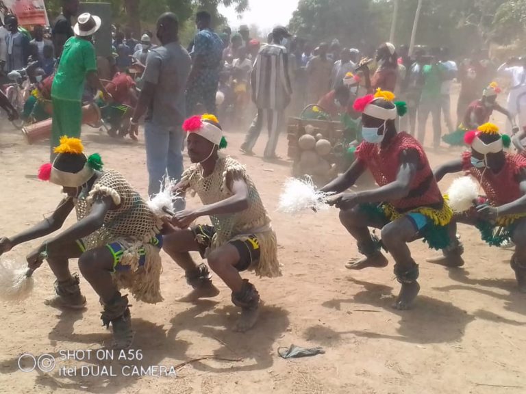 CULTURE : à la découverte du Nan poué, une danse traditionnelle Pougouli
