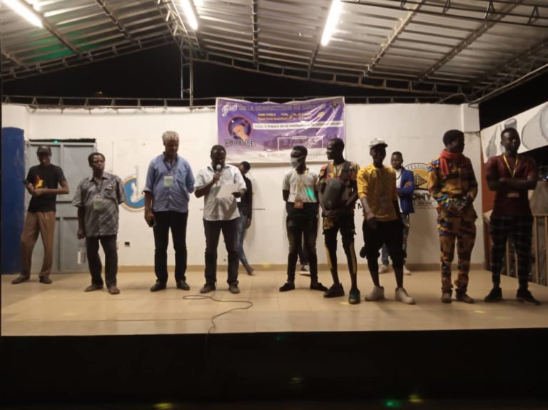 Concours Karaoké GOLD MIC: la dernière manche du tour 2 bat son plein