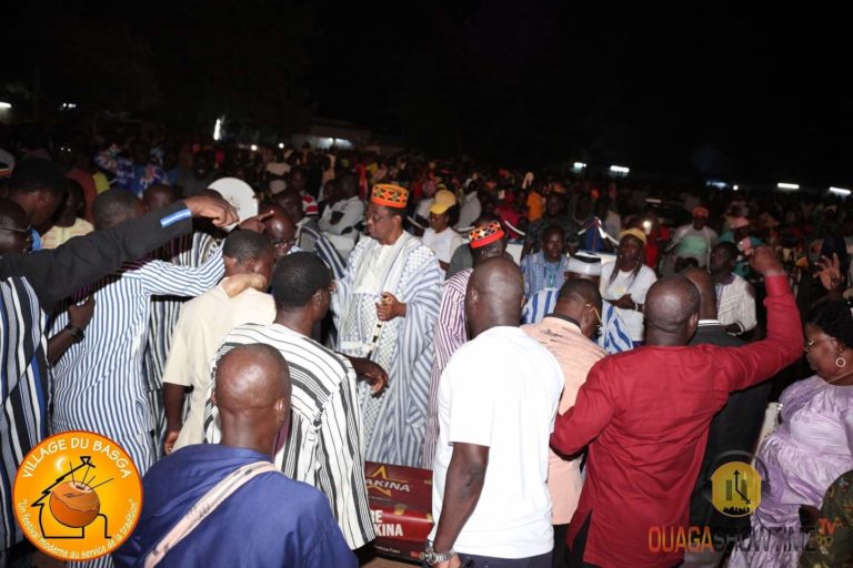 Villlage du Basga de Zorgho acte 8: la chefferie coutumière apporte ses bénédictions au festival