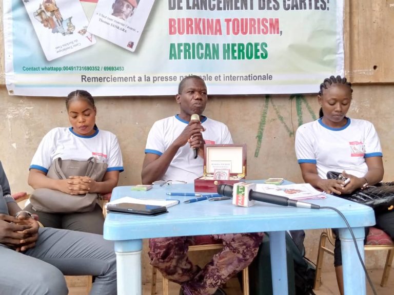 « Un voyage à la carte »: un projet de cartes à jouer pour valoriser le potentiel touristique du Burkina Faso