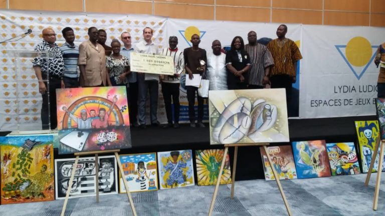 Arts plastiques: le duo Ouedraogo Moussa et Bissiri Ousmane est le grand gagnant de la 1ère du jeu concours Lydia Ludic Talents