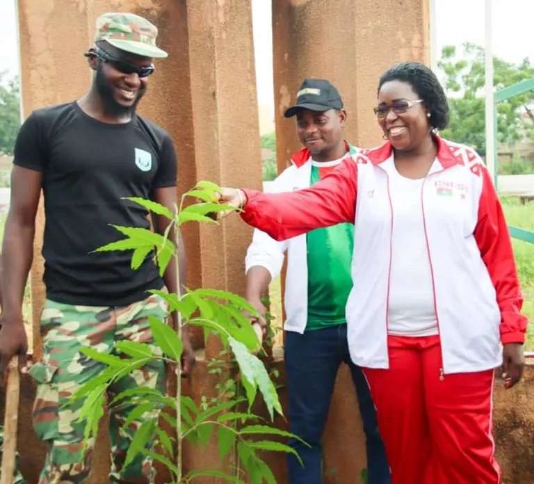 Mois de l’Arbre au Burkina : Le ministère en charge de la culture verdit la bibliothèque Nationale