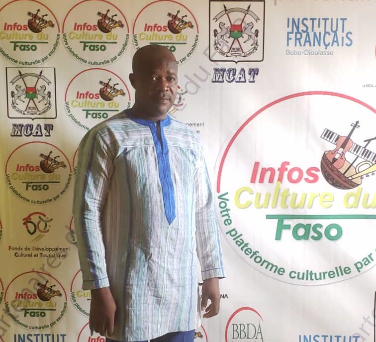 Mode : «A quoi sert de donner des diplômes aux gens qui ne savent pas coudre ? », Adama TRAORE, couturier et promoteur du festival de la mode vestimentaire de Orodara