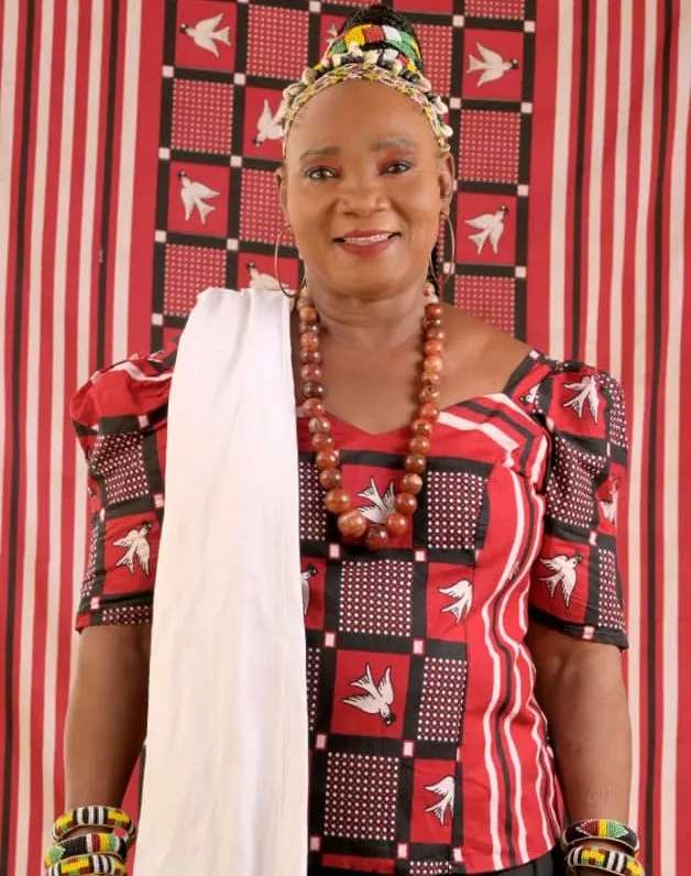 INTERVIEW : zoom sur la carrière de la cantatrice Nana Bibata