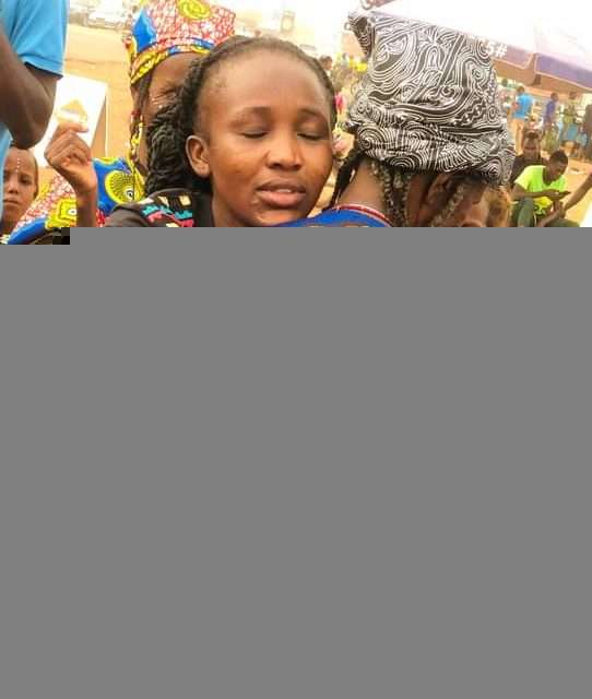 SOCIÉTÉ : la coiffeuse artistique Clémence Zongo, solidaire des femmes en situation de précarité