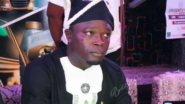 Bobo-DIOULASSO: Roi Abdallah Dossama lance son nouvel album dénommé « Wekedo »