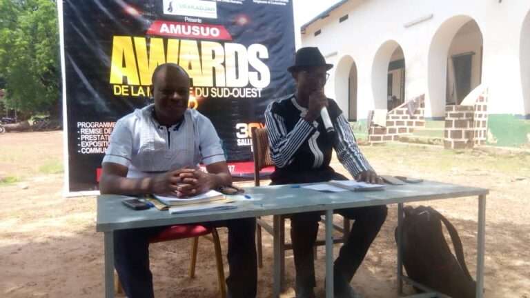 SUD-OUEST: AMUSUO valorise les artistes de la région