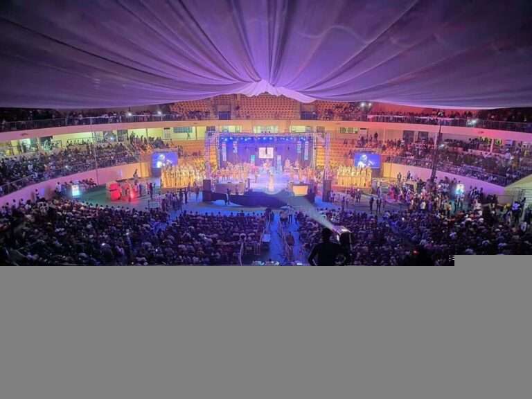 Concert d&rsquo;Ella Nikiéma: la chantre rend grâce au Seigneur pour ses 30 ans de parcours musical