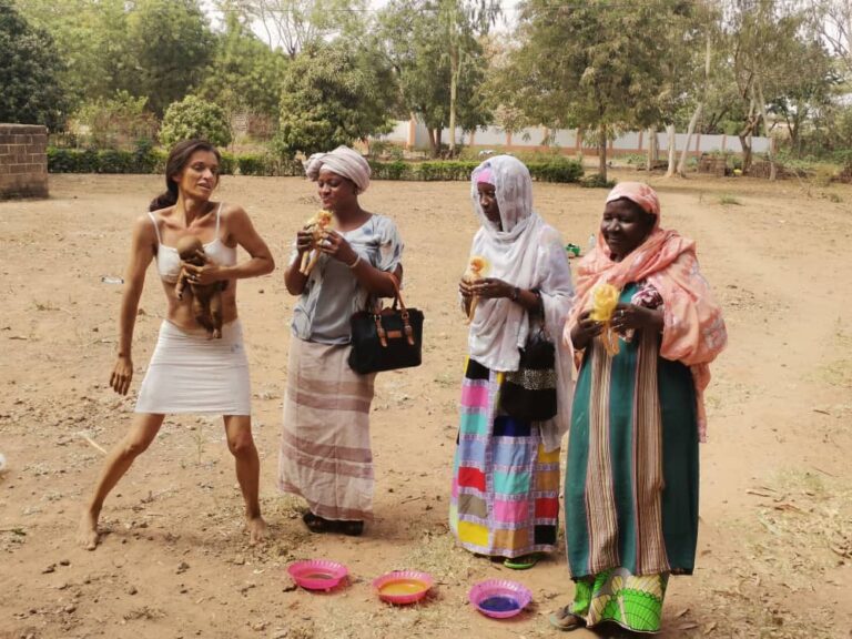Journée de la Femme: l’Association Nonglom-Kuuni échange avec des femmes des marchés et yaars