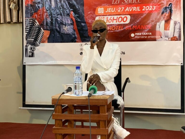 Sortie discographique: Queenzy annonce la sortie de « la sauce », son nouveau single