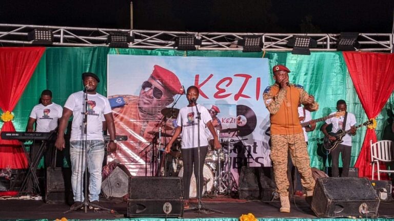 Sortie discographique: « Ils sont tombés », le 3e album de Kezi dédicacé