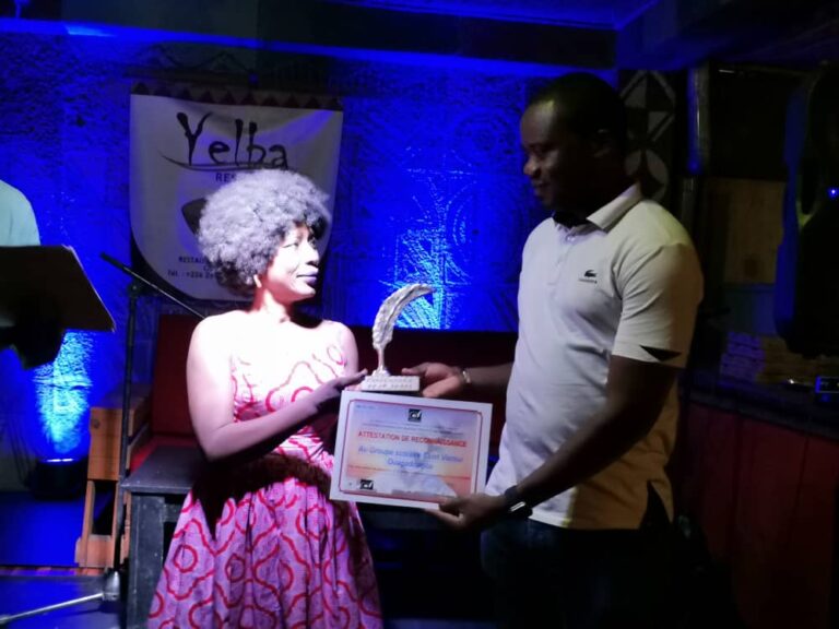 Journée mondiale du livre et du droit d’auteur: la SAGES perpétue la tradition à travers une soirée littéraire