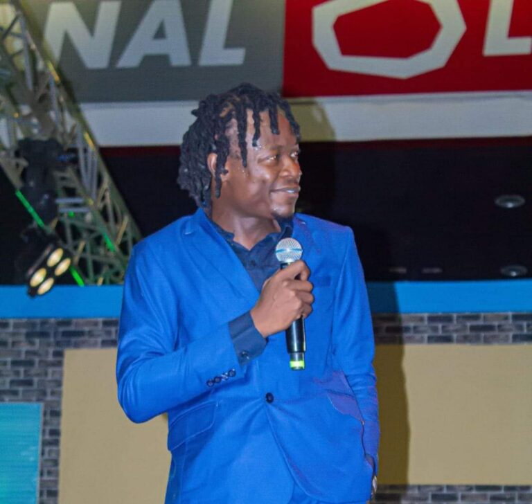 HUMOUR : El Présidente s’enrichit d’un nouveau succès