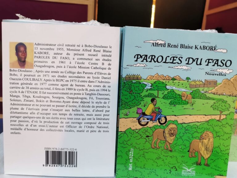 LITTÉRATURE : Alfred René Kaboré dédicace son ouvrage « Paroles du Faso »