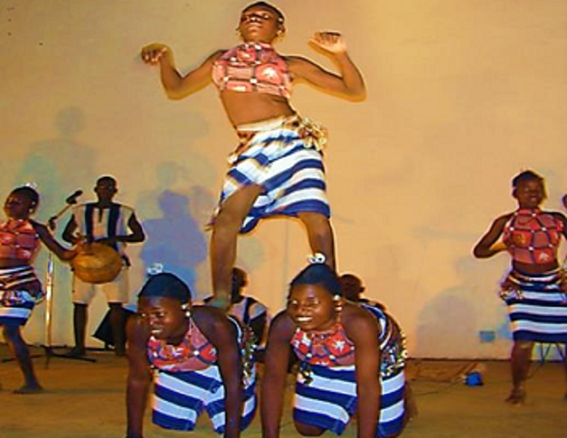 Danse traditionnelle: Le wedbindé ou la danse inspirée du cheval de Kaya