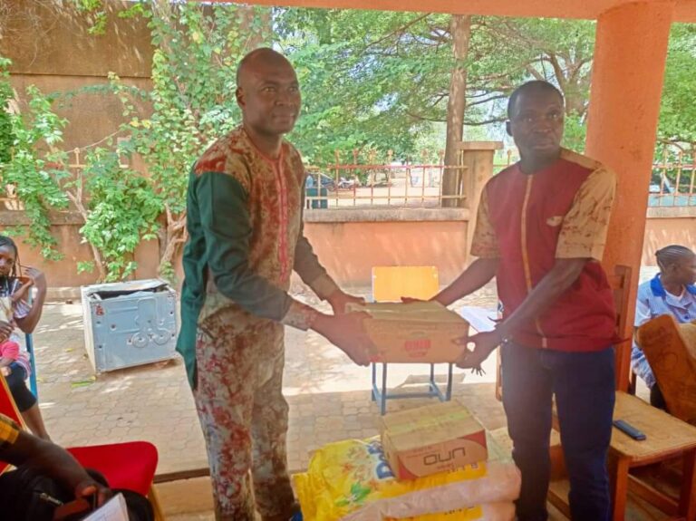 Lutte contre la pauvreté: Zembala culture fait des dons à l’hôtel Maternel